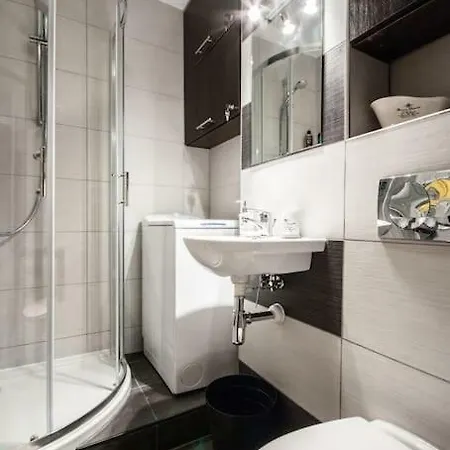 Ul Zlota 6- Samo Centrum-klimatyzacja! Apartamento